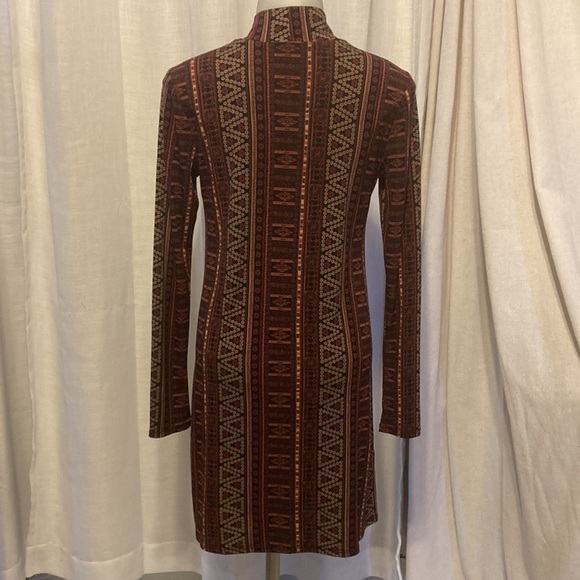 BCBGENERATION SIZE XS long sleeve fall BCBG black print dress - Picture 2 of 7